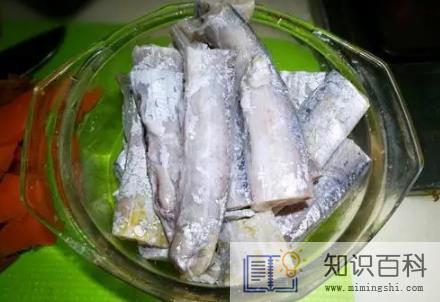 包装带鱼段两侧发黑了能吃吗1