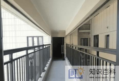 一梯两户门对门距离多少为宜1