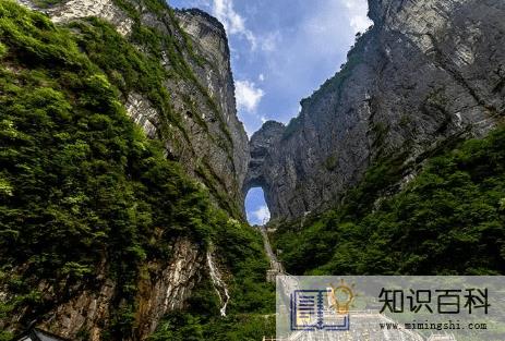 2022凤凰古城是张家界的吗1