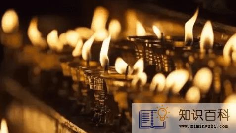 七月十五坟头压纸是什么意思3