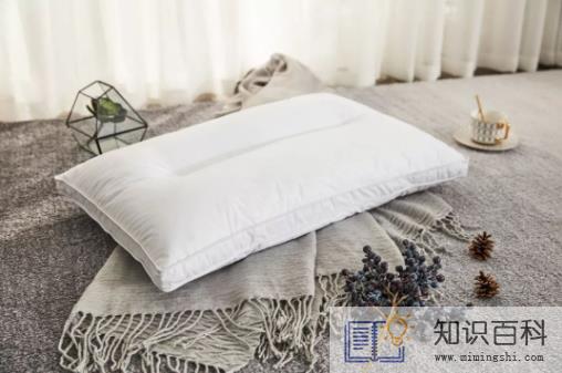 枕头高低睡哪一头3