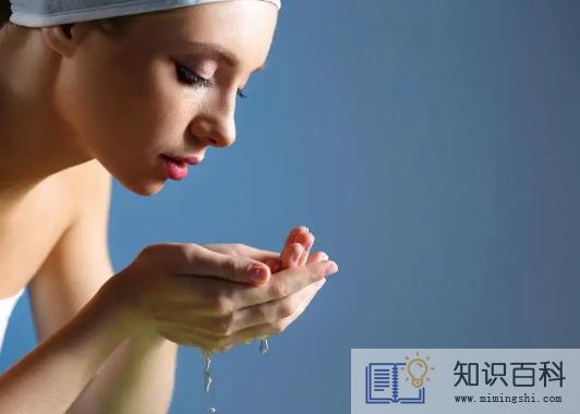 用盐水洗脸好吗3