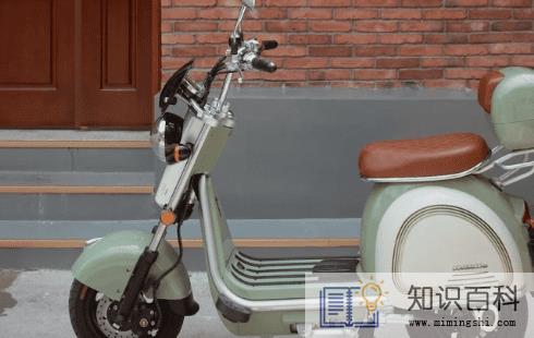 电动车充电绿灯亮了还充电吗2