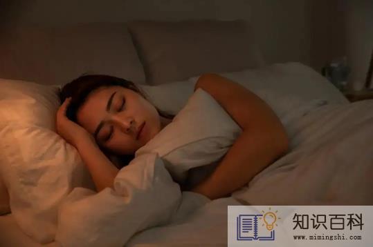 卧室有蟑螂睡觉安全吗1