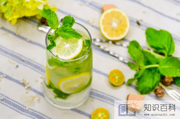 薄荷泡水为什么发黄1