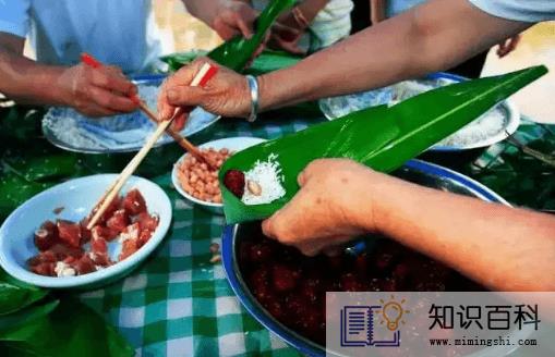 粽叶用哪面放糯米2