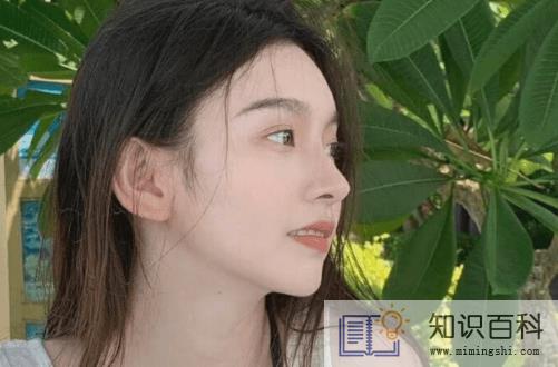 做完蛋白矫正发尾还翘吗1