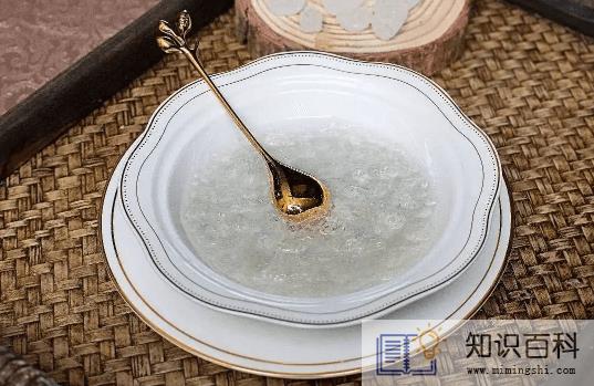 燕窝炖好是糊状还是条状2